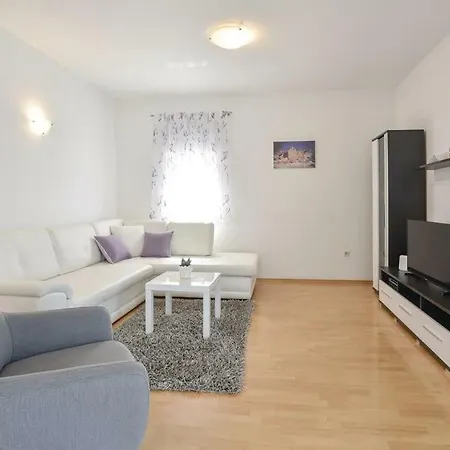 Radosevic Near Split, Heated Pool Villa