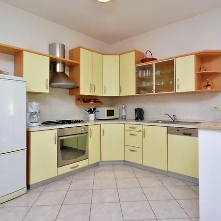 Radosevic Near Split, Heated Pool Villa